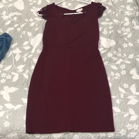 Dress - Picture 1 of 4